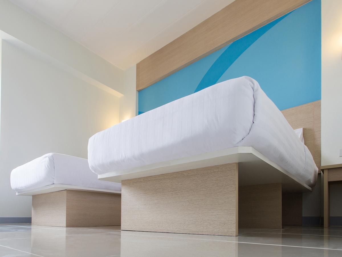 Hop Inn Lampang City Center Ngoại thất bức ảnh